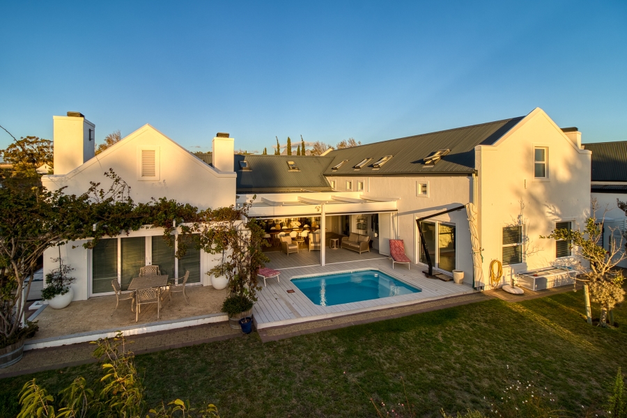 4 Bedroom Property for Sale in Croydon Vineyard Estate Western Cape